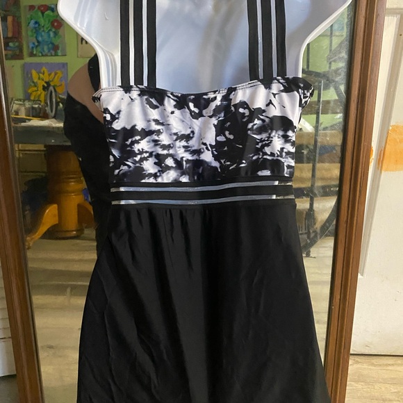 Super cute black white tie die swimsuit one piece xl - Picture 5 of 7